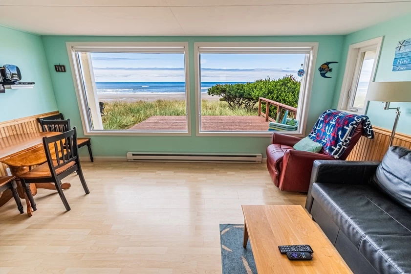 Finch House - Direct Beach Access — photo 3