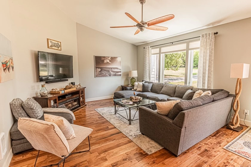 Wildwood West Beach Retreat - Game Room, Hot Tub — photo 4