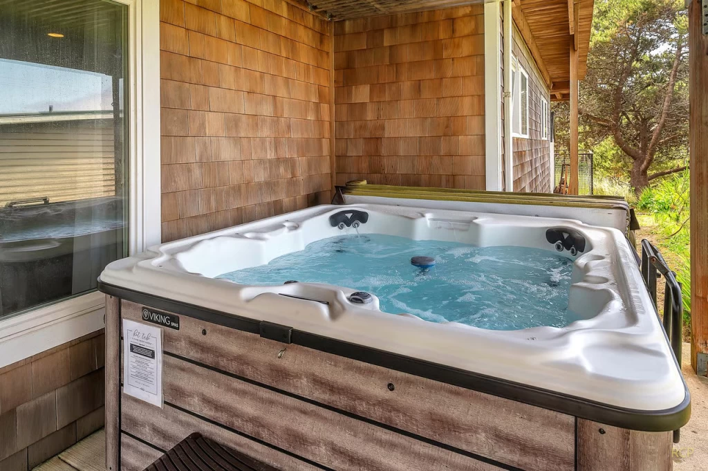 Rockaway Getaway - Hot Tub, Game Room, EV Charger — photo 3