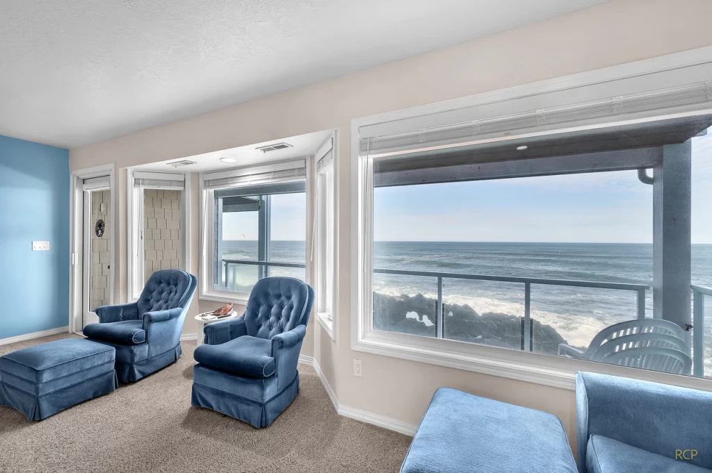 Thunderspray Villa - New! Depoe Bay Condo — photo 4