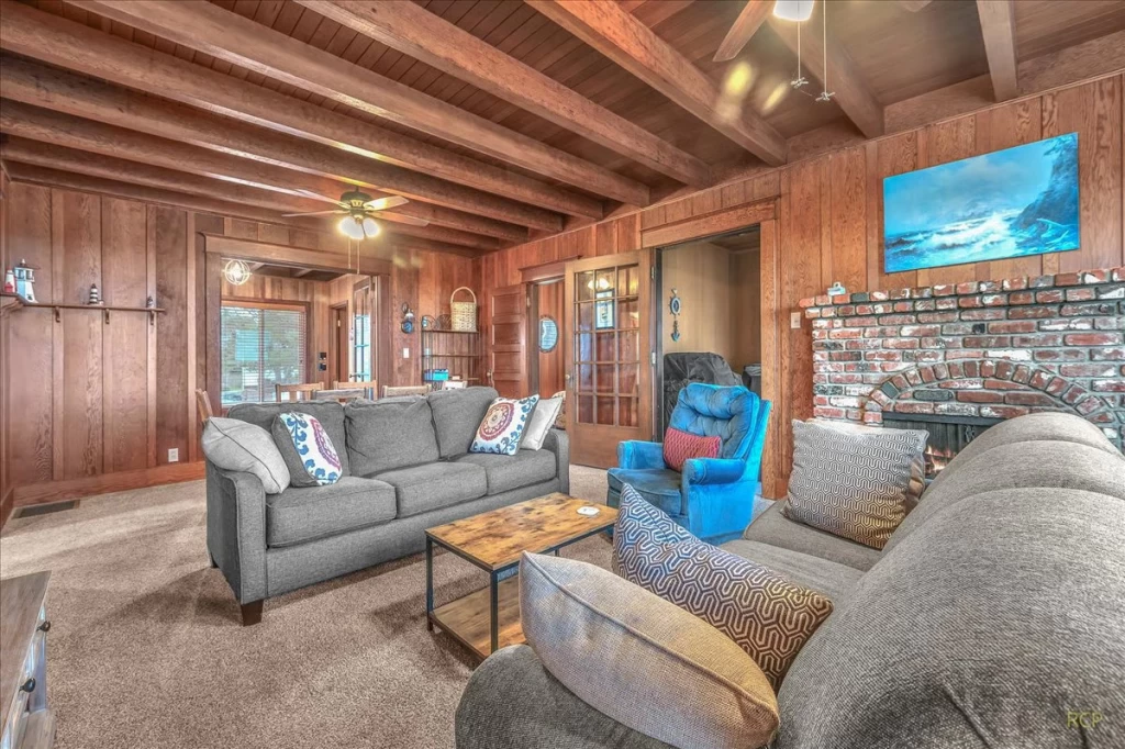 Alan's Beach House - New Listing! Beachfront on the Prom — photo 4