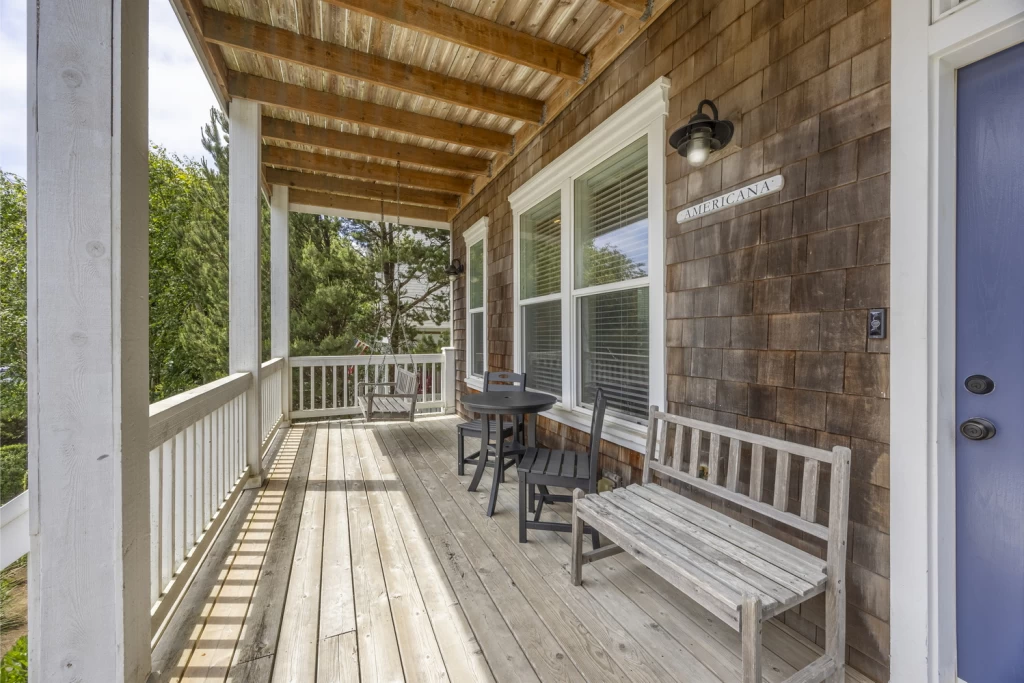 Americana | Bella Beach | Hot Tub | Bikes | Foos Ball | Family Cottage — photo 3