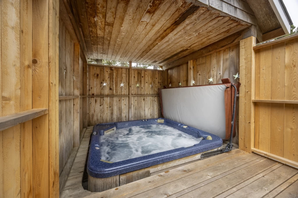 Americana | Bella Beach | Hot Tub | Bikes | Foos Ball | Family Cottage — photo 2