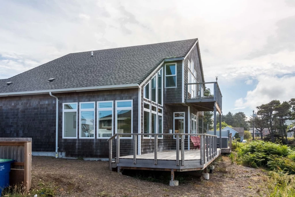 Just for the Halibut House - New Listing! Gleneden Beach — photo 2
