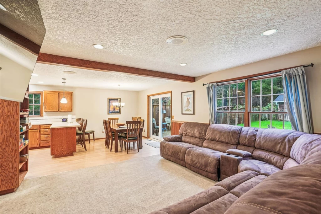 Spruce Street Retreat - New Listing! — photo 5