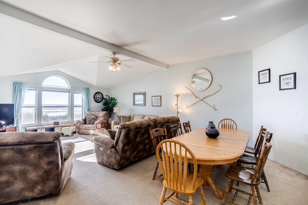 Sunset Beach House - New Listing! — photo 3