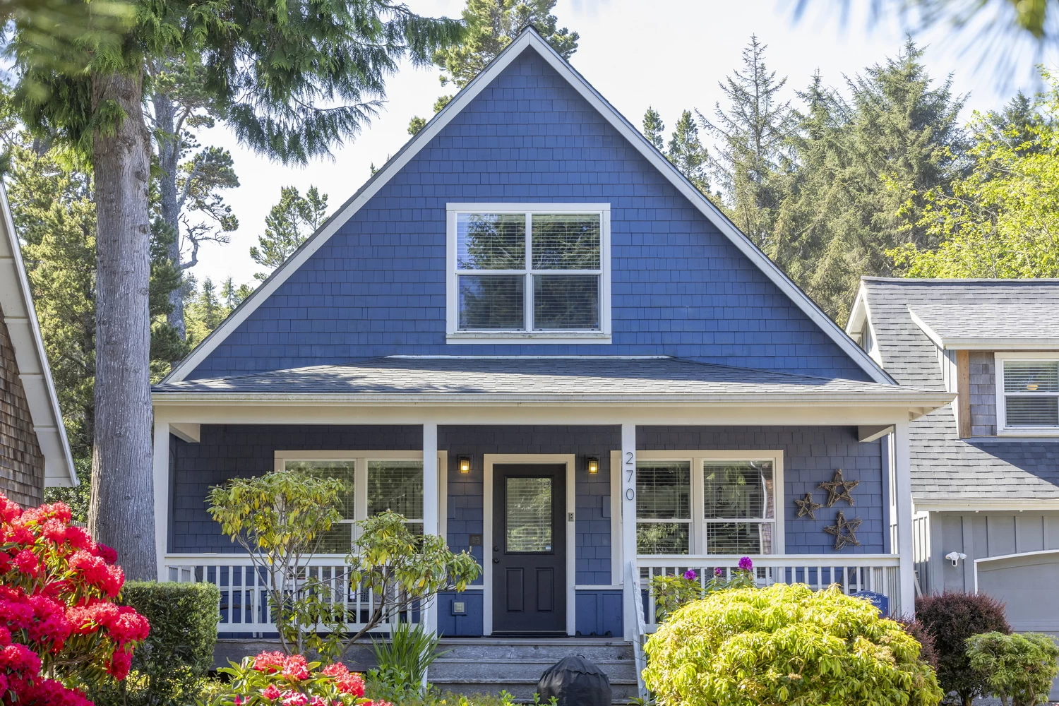 Barefoot Bungalow | Hot Tub | King Beds | Luxury Furnishings | Decks