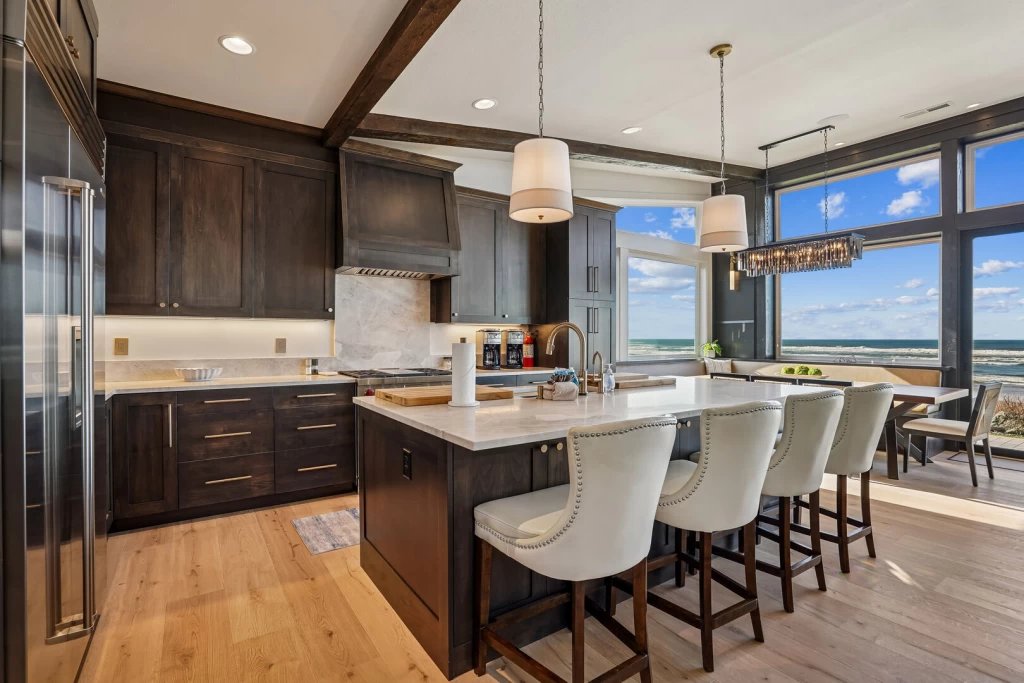 Pacific Paradise - New Oceanfront Listing! — photo 5