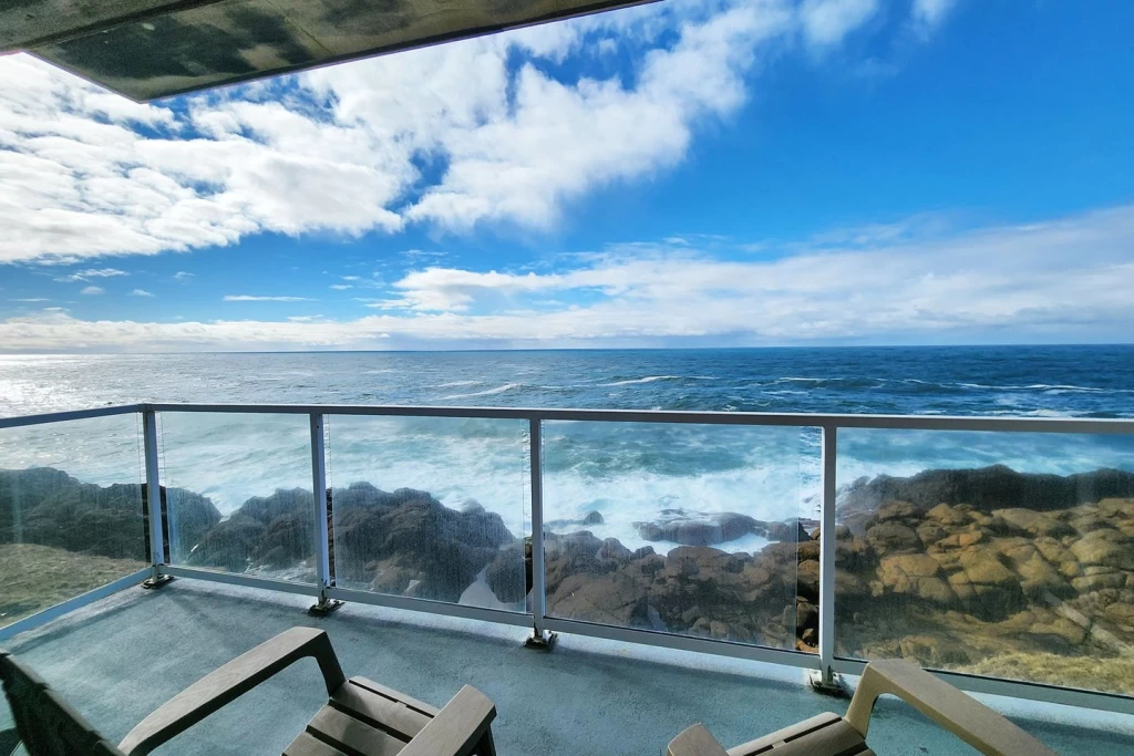 Reflections By The Sea - New Listing! Ocean Front, Pool, Fitness Center — photo 2