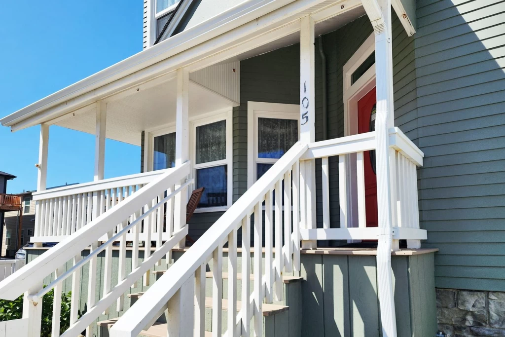 Endeavour House | 2 Bedroom | Sleeps 4 | Walk to Beach — photo 2