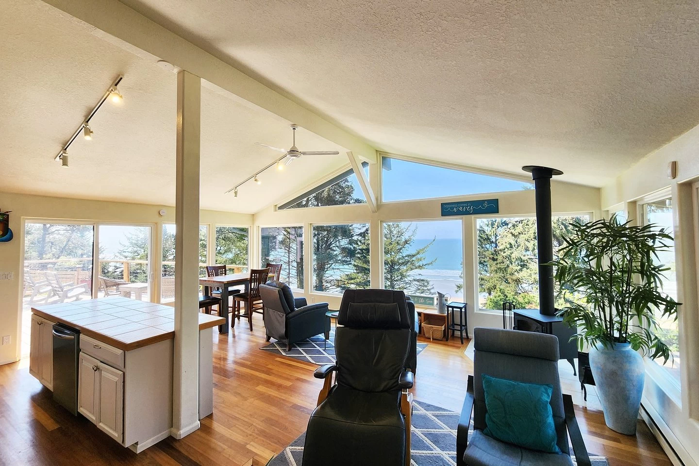 Otter Rock Hideaway | Ocean View