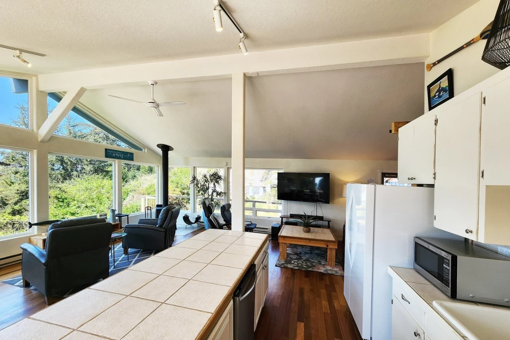 Otter Rock Hideaway | Ocean View — photo 5