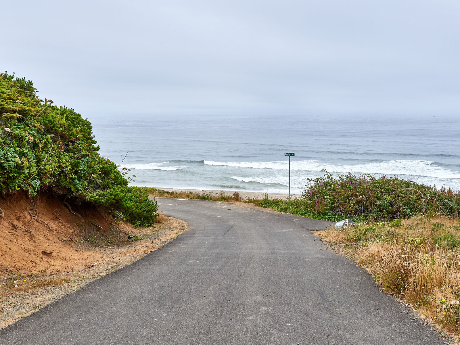 Lincoln Beach & Surfers Beach Retreats Central Oregon Coast