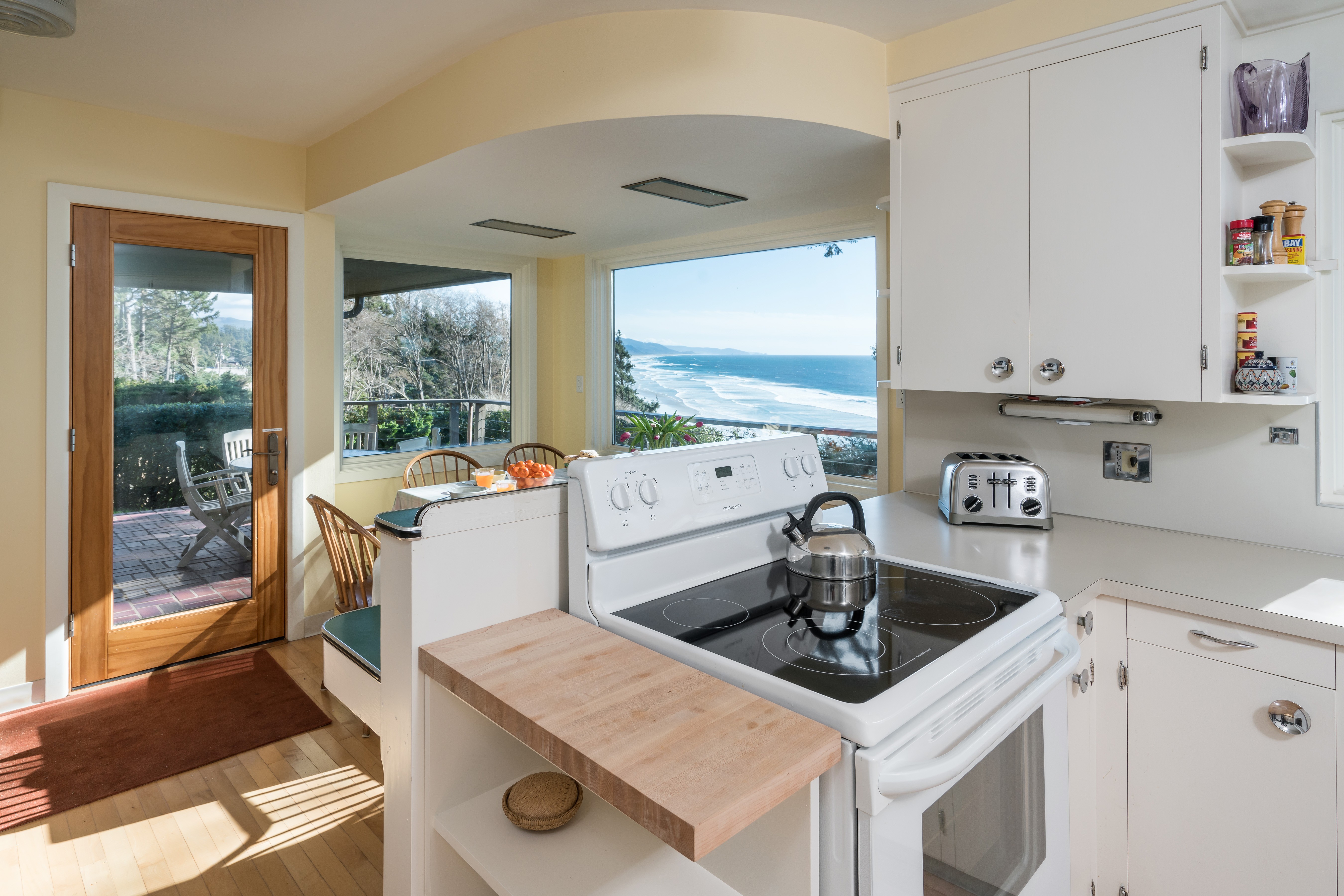 The Purcell House Manzanita, Oregon NW