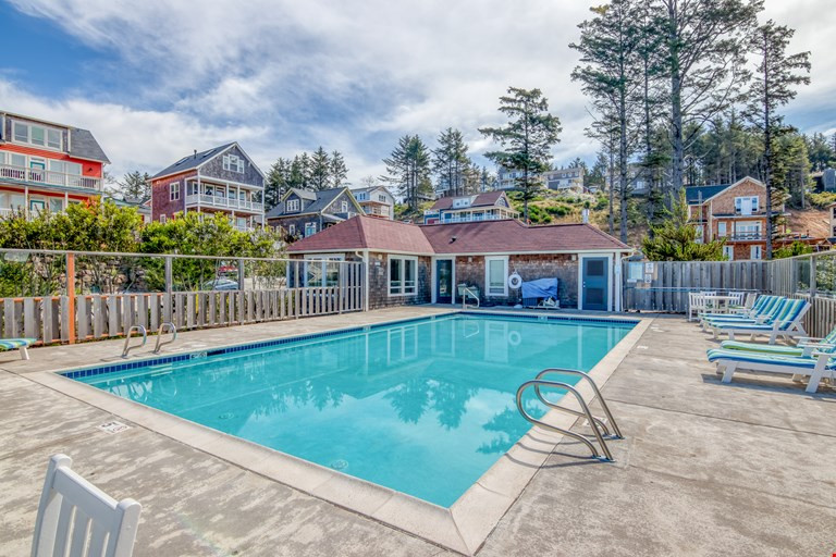 The Strand - Olivia Beach, Lincoln City - Beachcombers NW