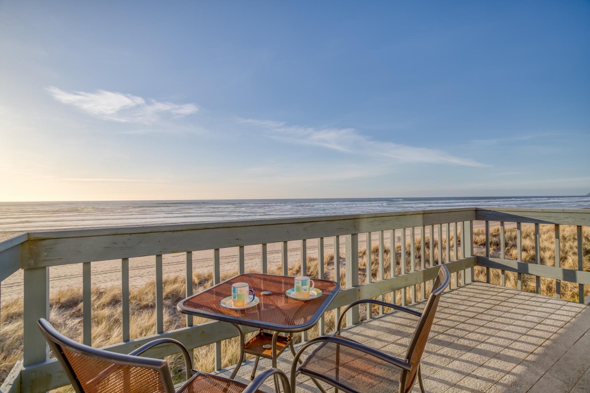 Whale Watcher Condo 2 Rockaway Beach, OR NW